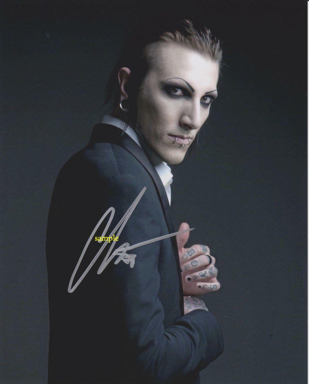 CHRIS MOTIONLESS #1 REPRINT SIGNED 8X10 PHOTO AUTOGRAPHED PICTURE CHRISTMAS GIFT