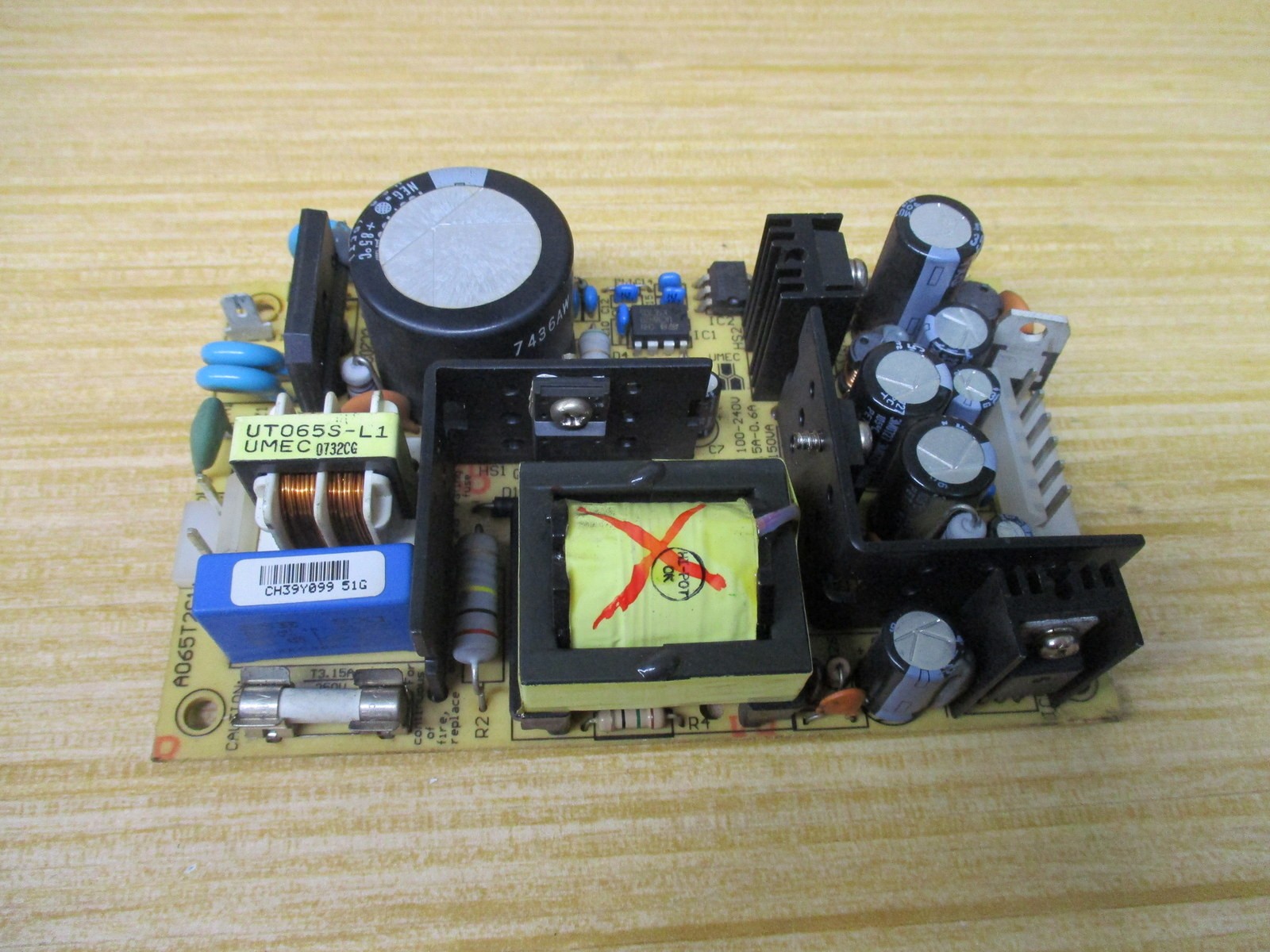 Umec UP0653S-03 Power Supply Board A065T2C1