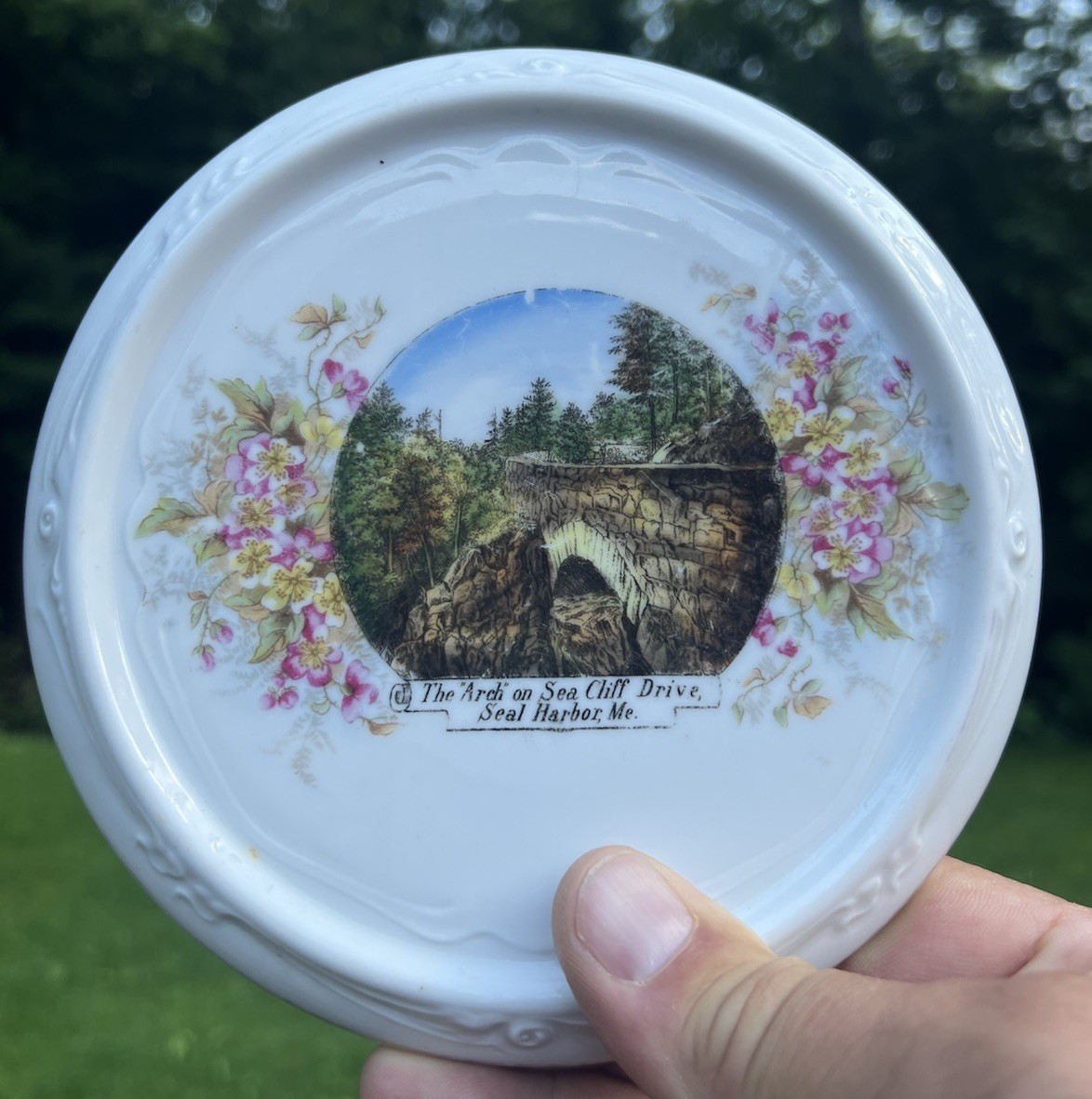 Antique ca1900 The Arch On Sea Cliff Drive Seal Harbor Me Porcelain Trivet 6”