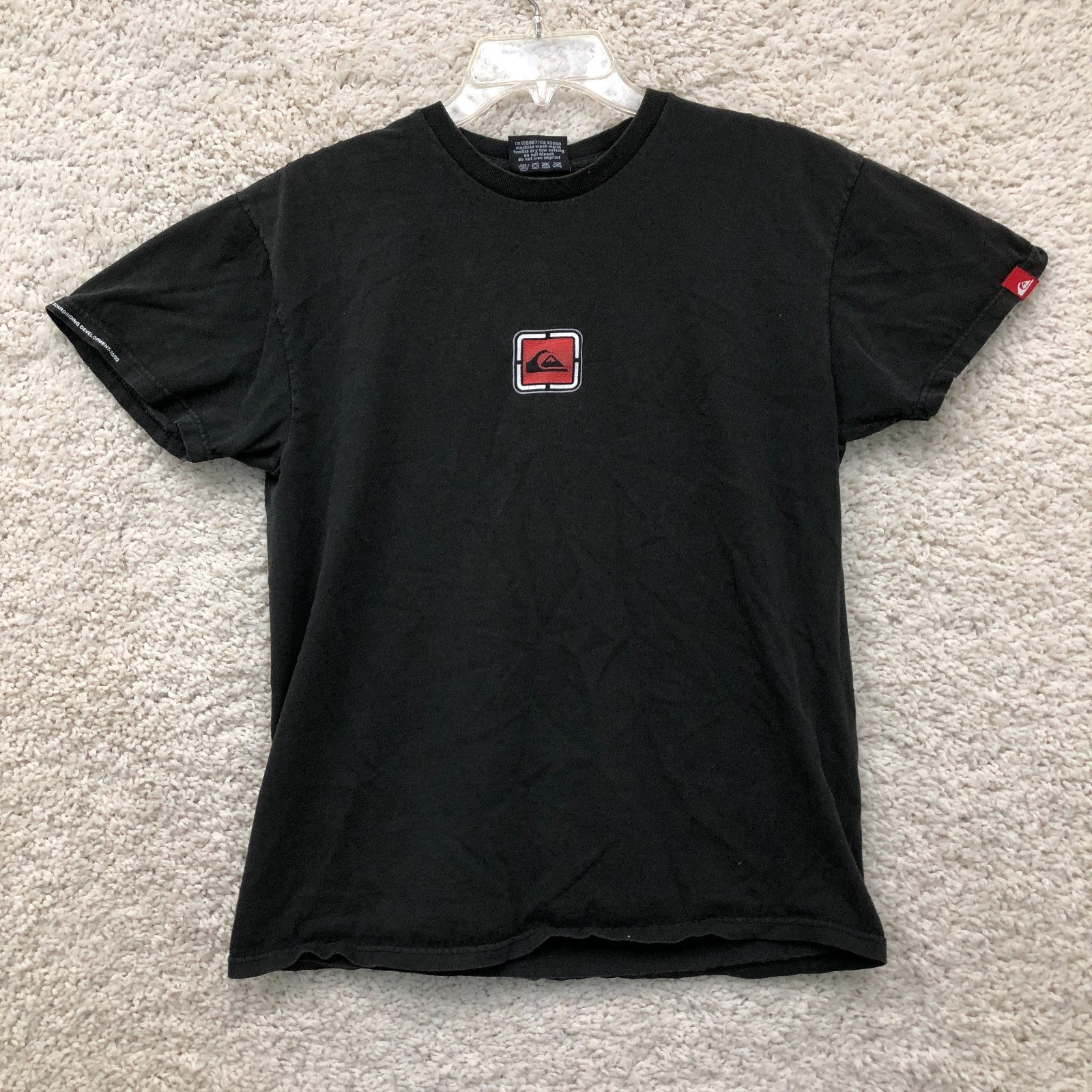 VINTAGE Quiksilver Shirt Medium Adult Black Crewneck Short Sleeve Logo Mens M