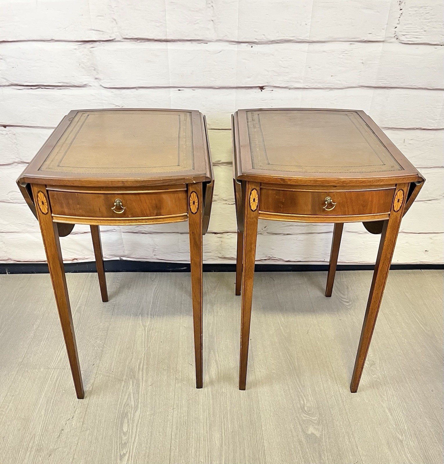 Federal Style Inlaid Pembroke Side Tables 2pc Federal Style Inlaid Pembroke Side Tables 2pc