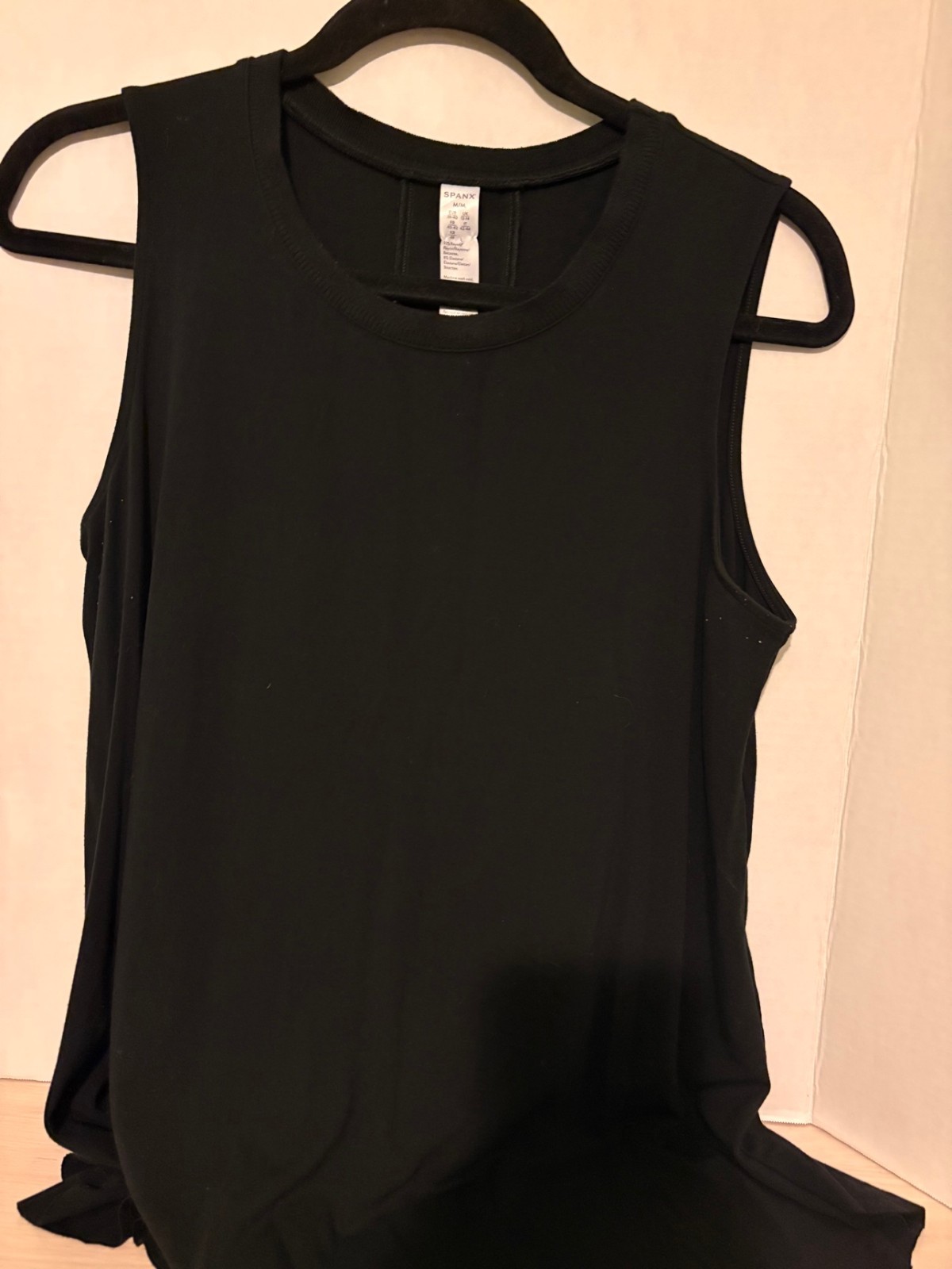 Spanx Black Sleeveless Tank Top Womens M Crew Neck Tunic Spanx Black Sleeveless Tank Top Womens M Crew Neck Tunic