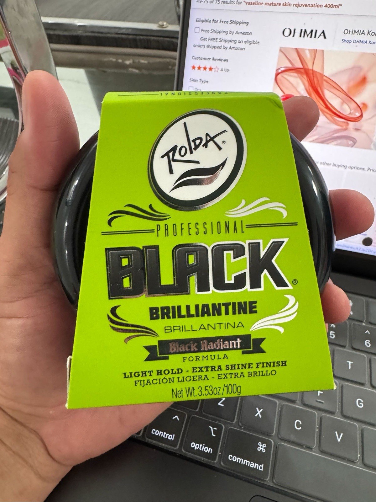 ROLDA Professional Black Brilliantine Wax Black Radiant Formula 3.53 oz ROLDA Professional Black Brilliantine Wax Black Radiant Formula 3.53 oz