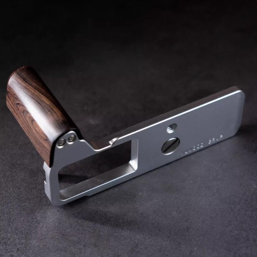 Wood Camera Hand Grip L Holder For Fujifilm XT5 X-T5 w/Aluminum Alloy Baseplate