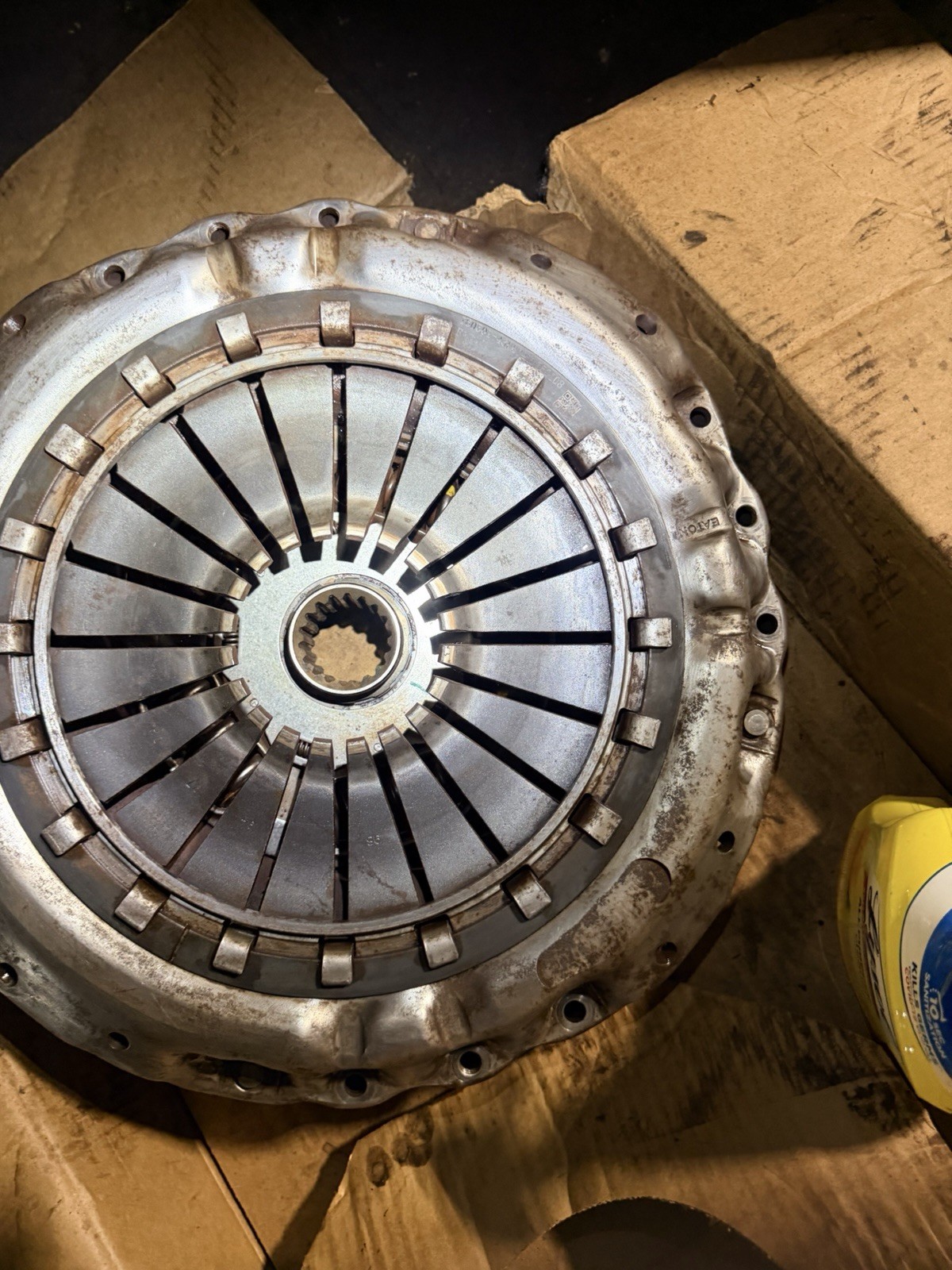 Barely Used  Eaton 430mm Clutch Eaton clutch assembly: 160501-43