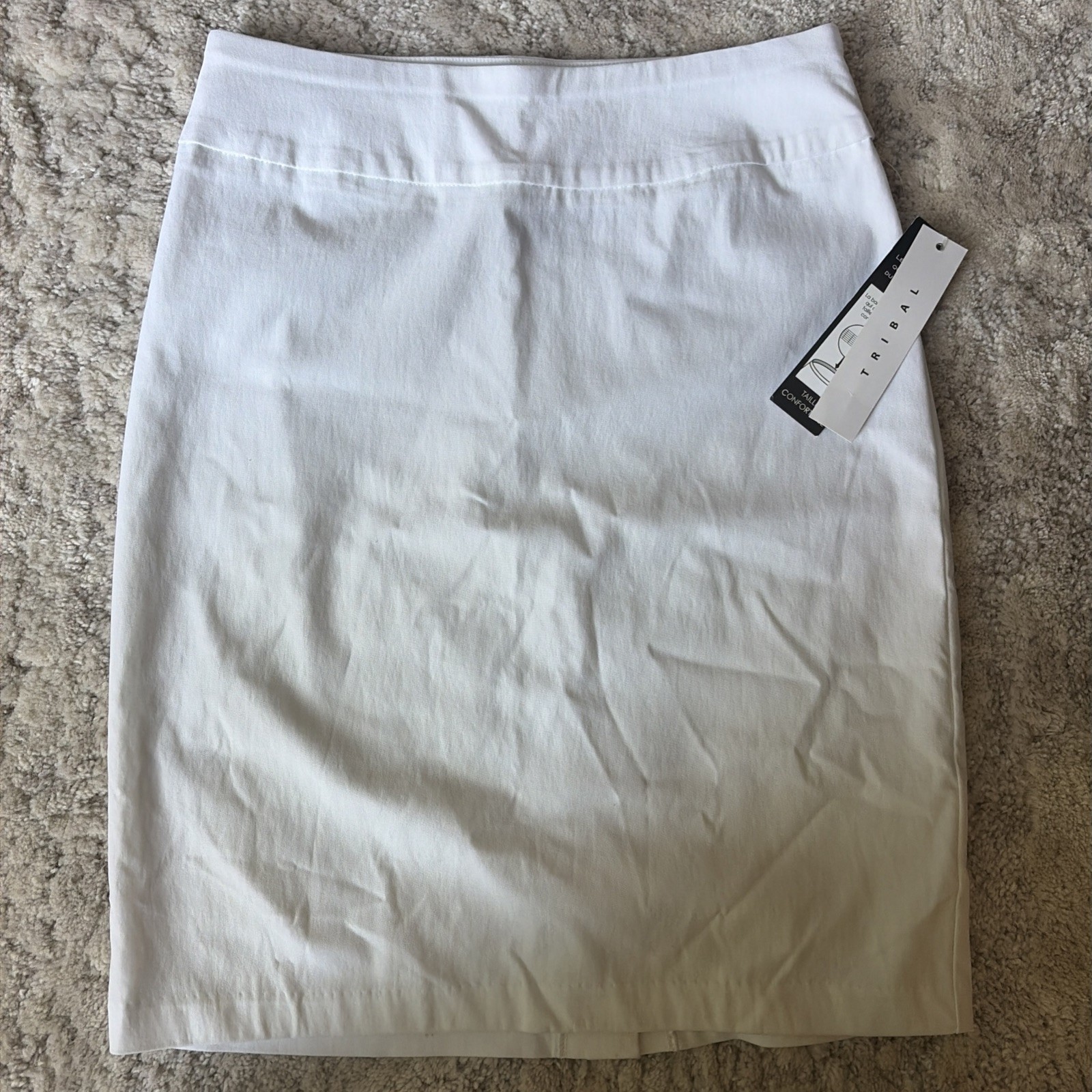 NEW TAHARI SKIRT, SIZE 8, WHITE NEW TAHARI SKIRT, SIZE 8, WHITE