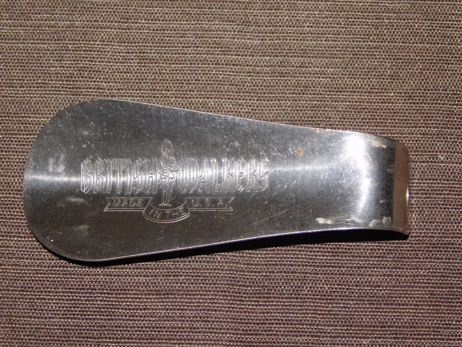 VINTAGE BRITISH WALKERS MADE IN USA METAL SHOE HORN VINTAGE BRITISH WALKERS MADE IN USA METAL SHOE HORN