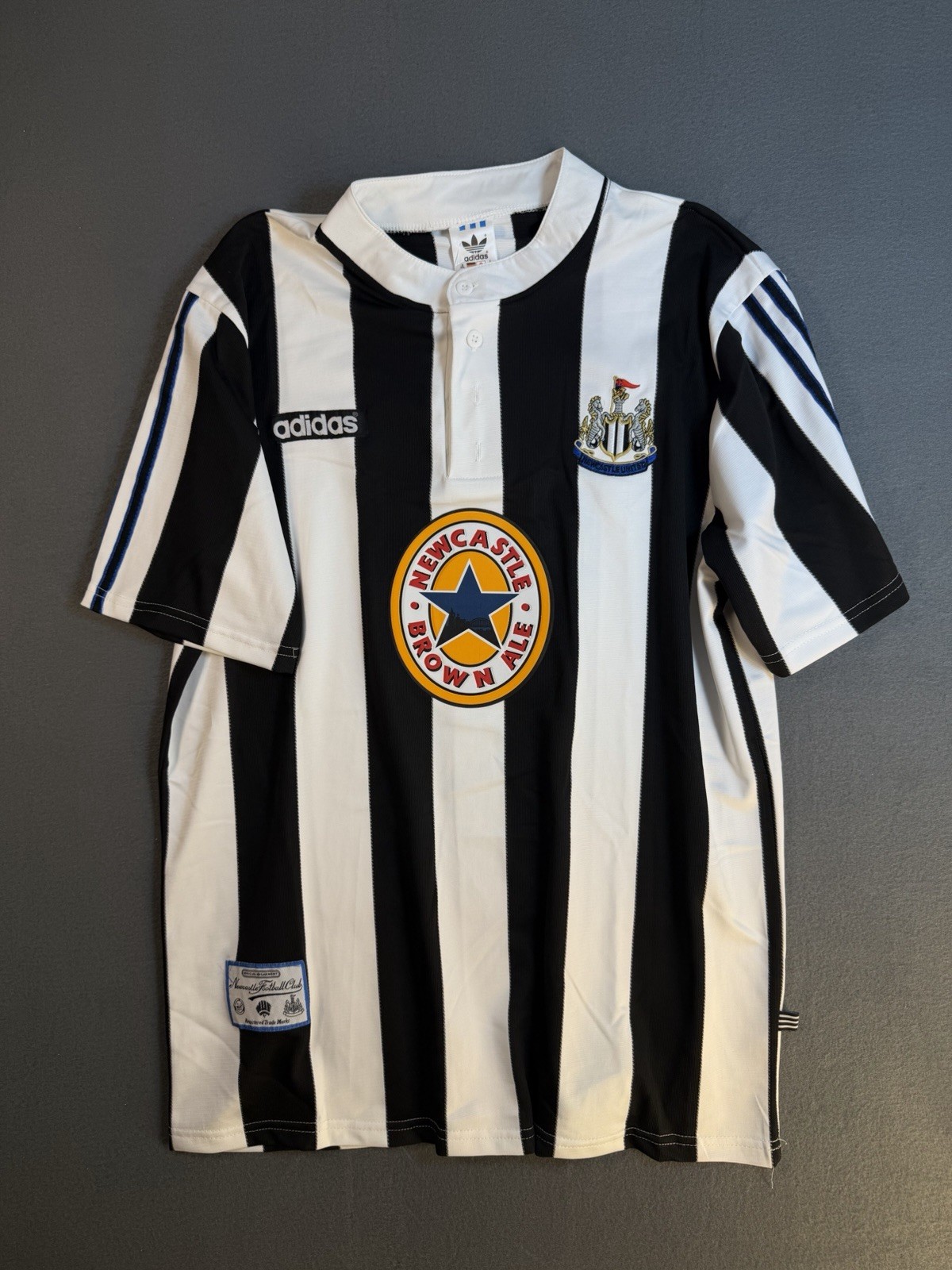 adidas Newcastle United Shearer 9 Black/White Soccer Jersey Shirt 2Xl adidas Newcastle United Shearer 9 Black/White Soccer Jersey Shirt 2Xl