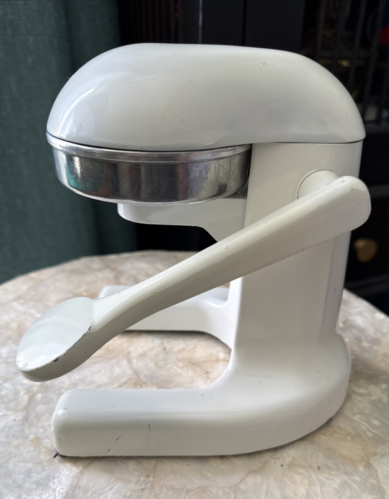 Vintage Ramcon Hand Crank Citrus Juicer Press White/Chrome Cast Metal Lever