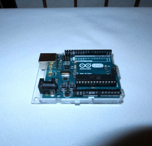 ARDUINO Uno MODEL R3 MICROCONTROLLER BOARD - Genuine Made in Italy ARDUINO Uno MODEL R3 MICROCONTROLLER BOARD - Genuine Made in Italy