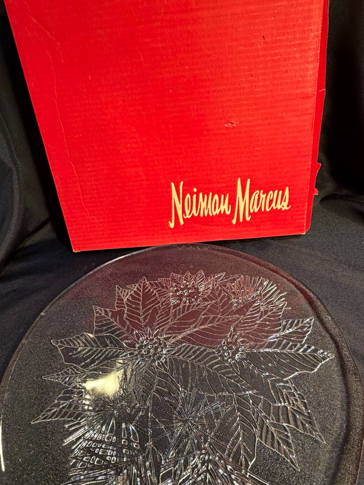 Vintage Neiman Marcus Pilgrim Glass Clear Holiday Platter Frosted Poinsettia 13”