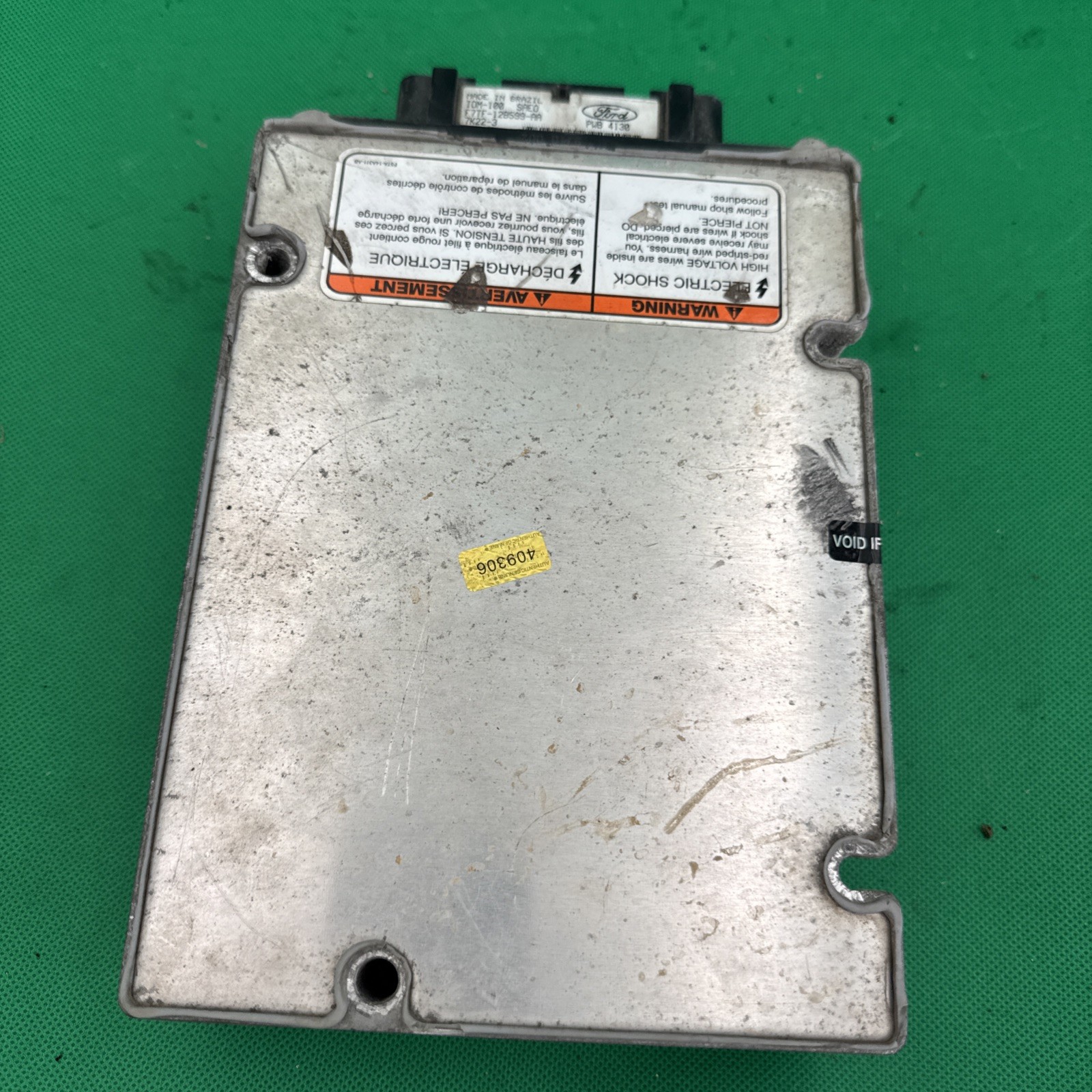 1997-1999 Ford 7.3L Power Stroke Injector Driver Module IDM F7TF-12B599-AA