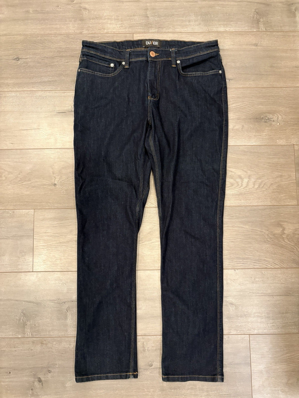 DU/ER L2X Relaxed Taper Jeans Men\'s 36x32 Performance Stretch DUER Dark Denim