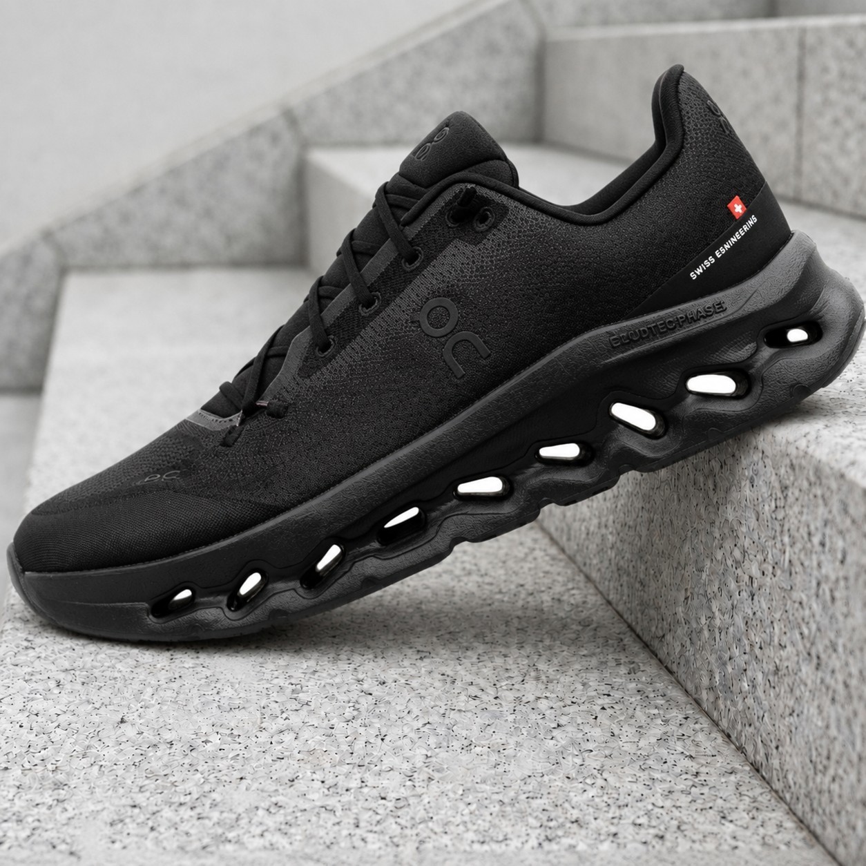 On Running Cloudtilt Black Eclipse 3ME10100264 Men's New
