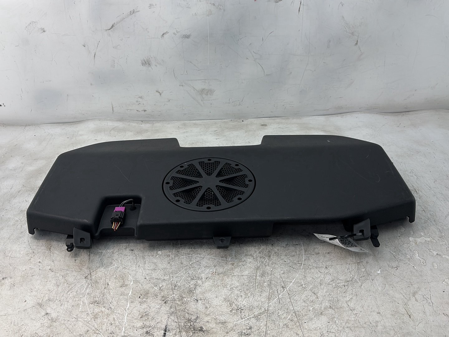 2011- 2018 Volkswagen Jetta Sub Woofer Subwoofer Speaker OEM 5C6-035-621-A