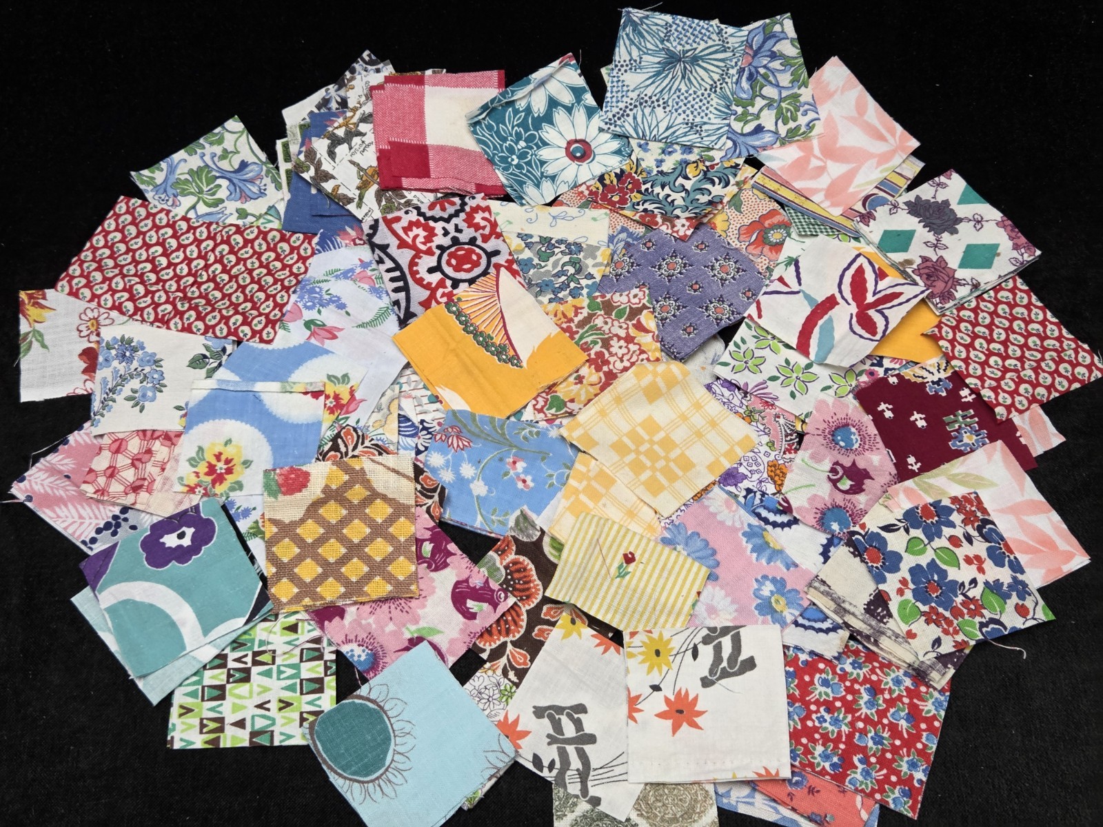 BEST 200 Vintage Feedsack Fabric Quilt Squares Flour Sack Material 40s Mixed LOT