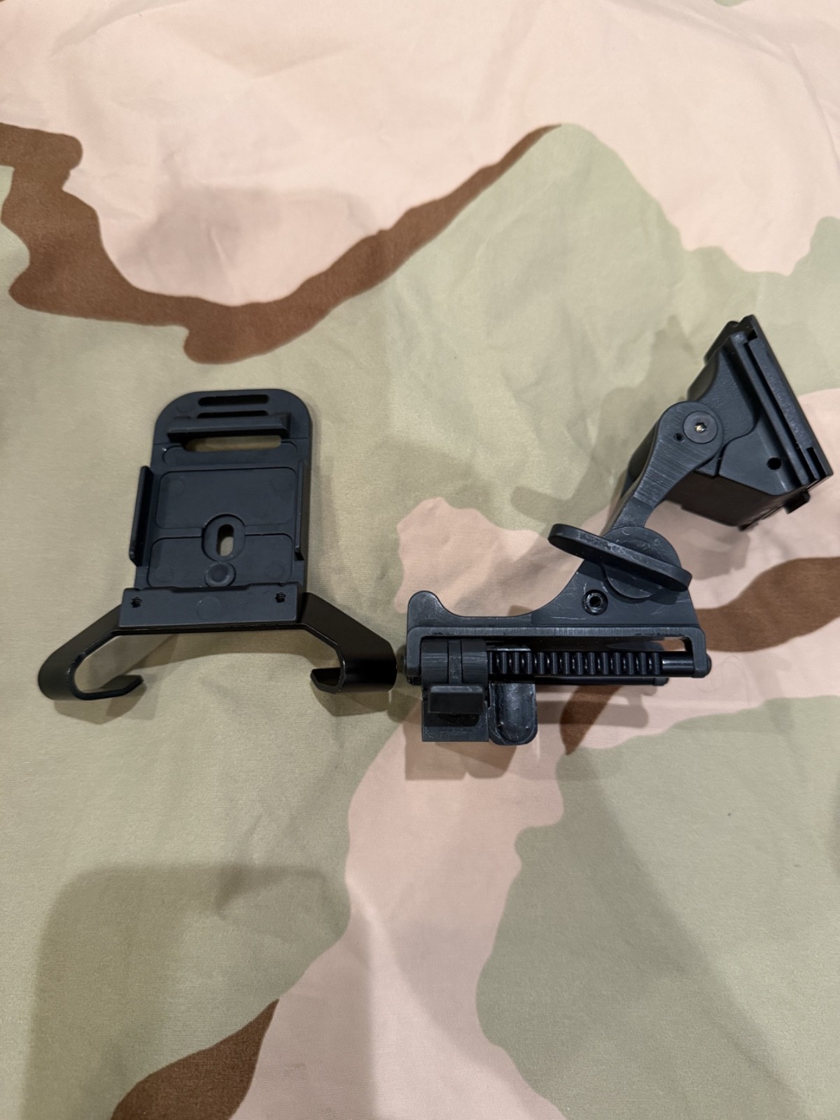 USGI NOROTOS Night Vision Device Mount and Rhino (PASGT Helmet)