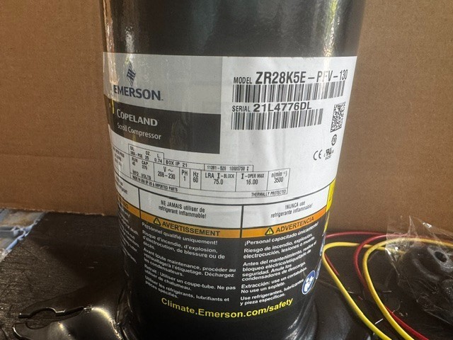 Copeland Compressor ZR28K5E-PFV-130 2.5 Tons R22, R407C 208-230/1/60 Copeland Compressor ZR28K5E-PFV-130 2.5 Tons R22, R407C 208-230/1/60