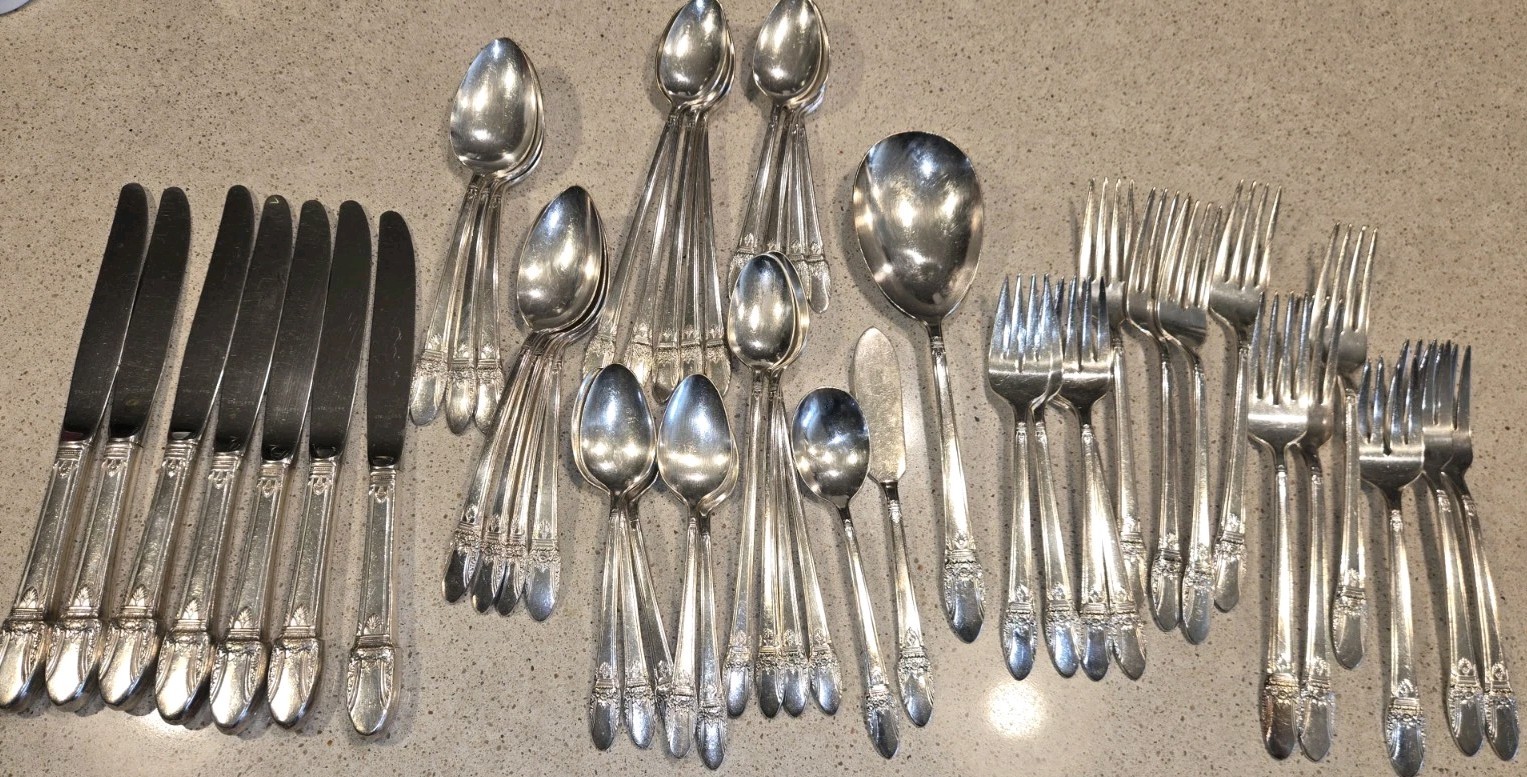 1847 Rogers Bros First Love Silverware Lot of 49