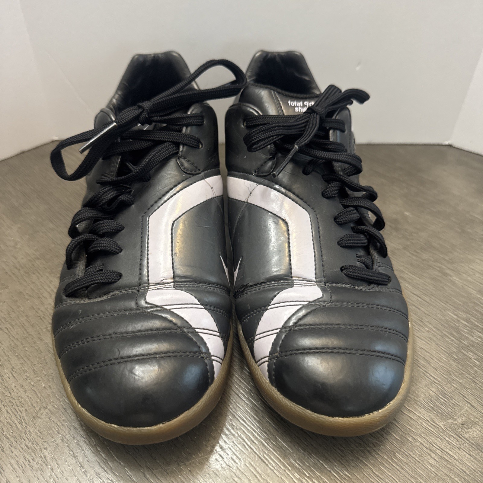 RARE Nike Total 90 Shift Black Soccer Cleats Astro Turf Indoor 2006 Size 8 US