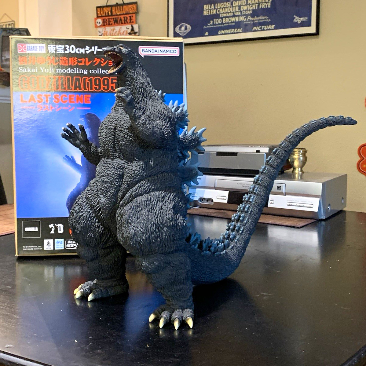 X-PLUS GODZILLA 1995 Last Scene 30cm Figure Yuji Sakai Modeling Collection 2025 X-PLUS GODZILLA 1995 Last Scene 30cm Figure Yuji Sakai Modeling Collection 2025