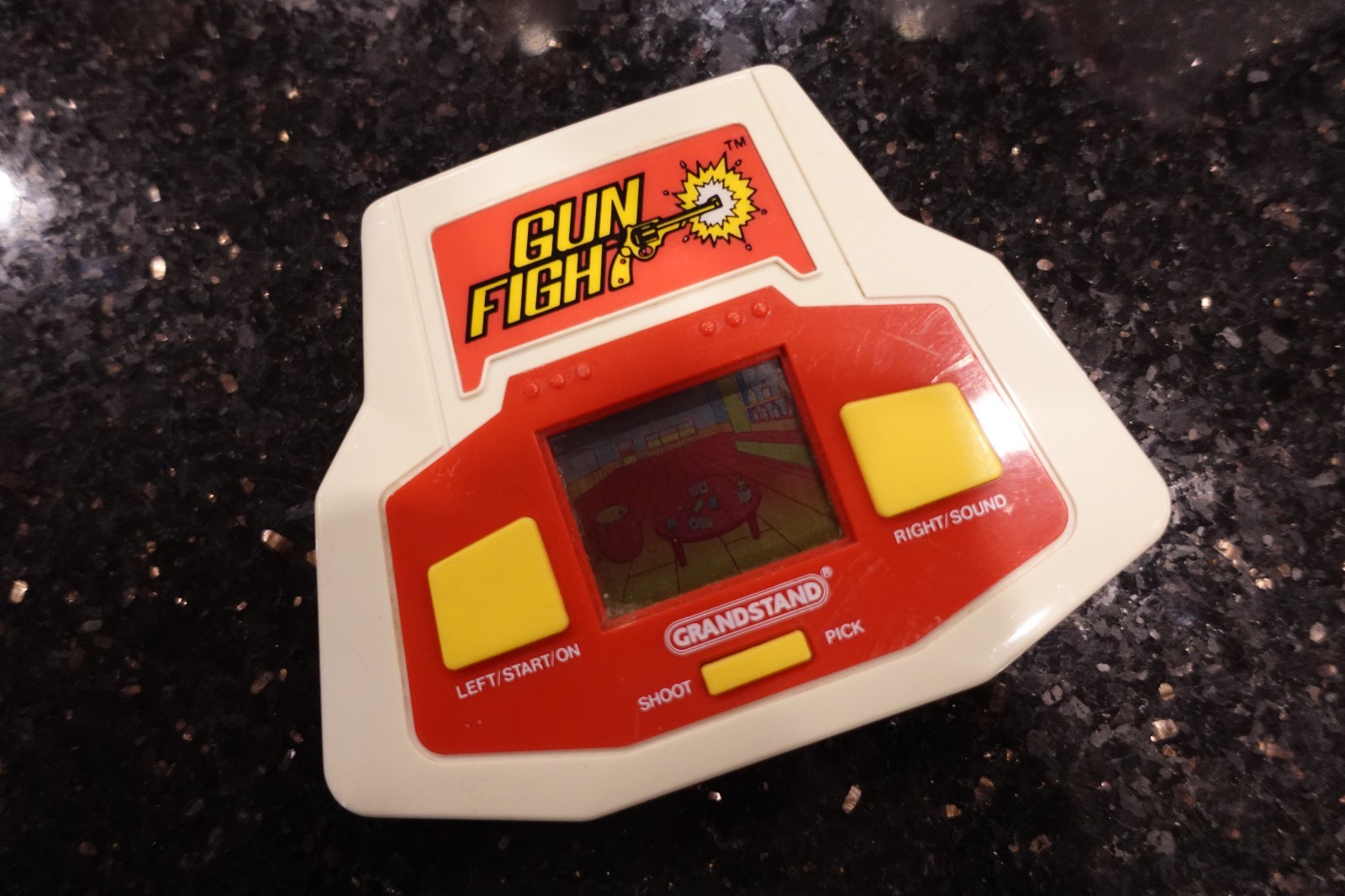 Vintage GUN FIGHT Grandstand  LCD  Handheld Electronic Video game A14 GORGEOUS