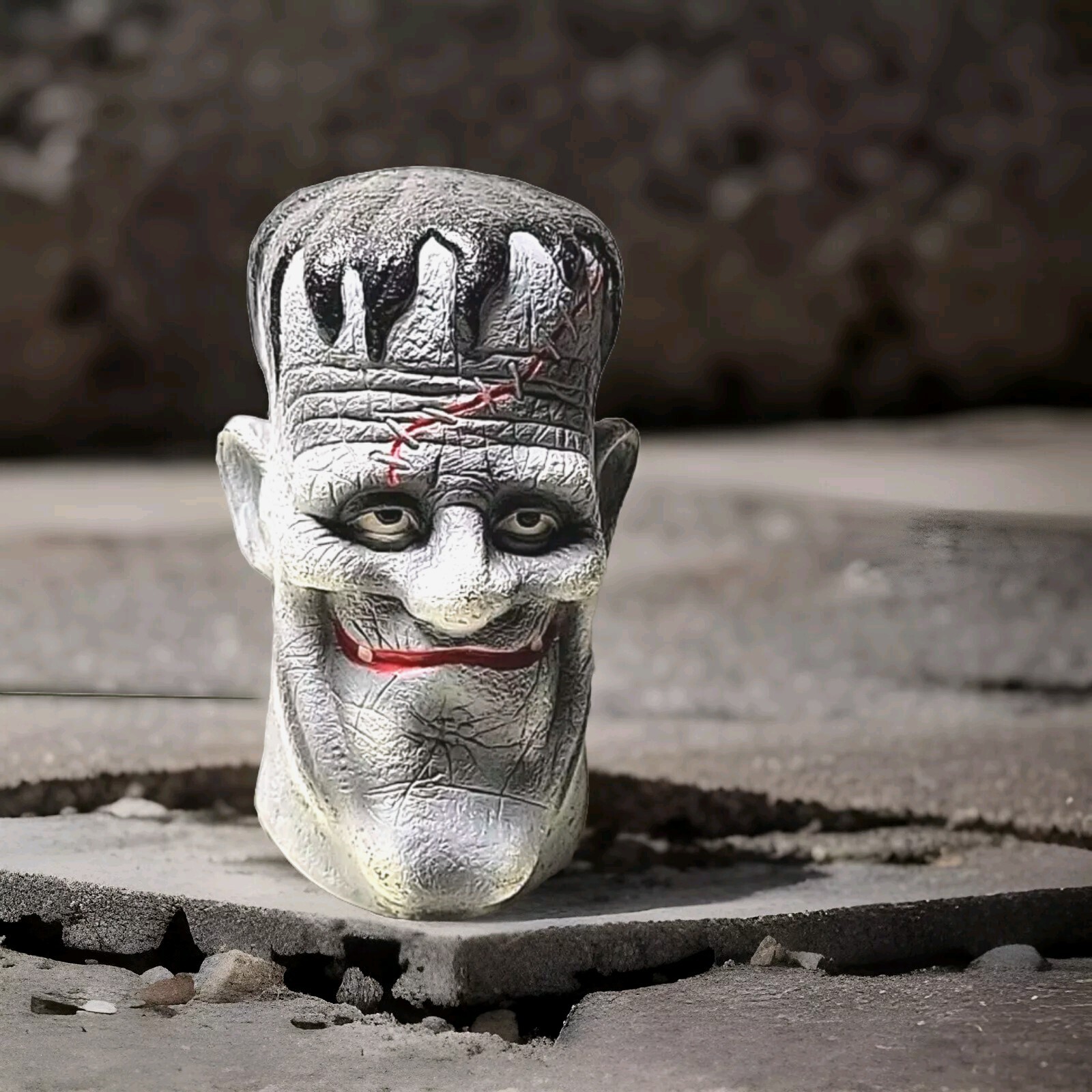 Frankenstein Head Plastic Blow Mold PAPER MAGIC GROUP 1999 Groundbreakers