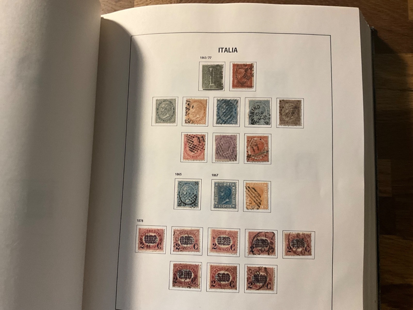 ITALY stamps 1862-1998 quality davo album almost complete 2.45kg #204 ITALY stamps 1862-1998 quality davo album almost complete 2.45kg #204