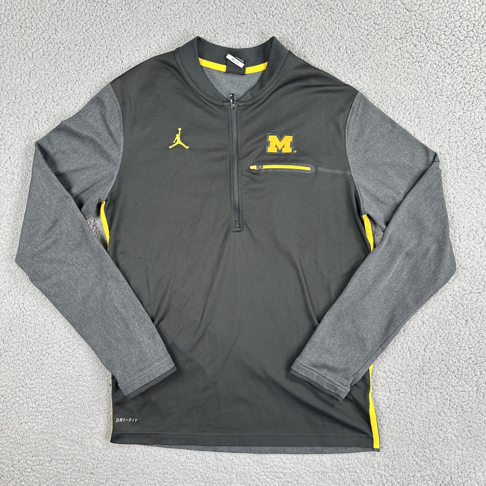 Nike Air Jordan Michigan Wolverines 1/4 Zip Lightweight Jacket Men Medium Grey