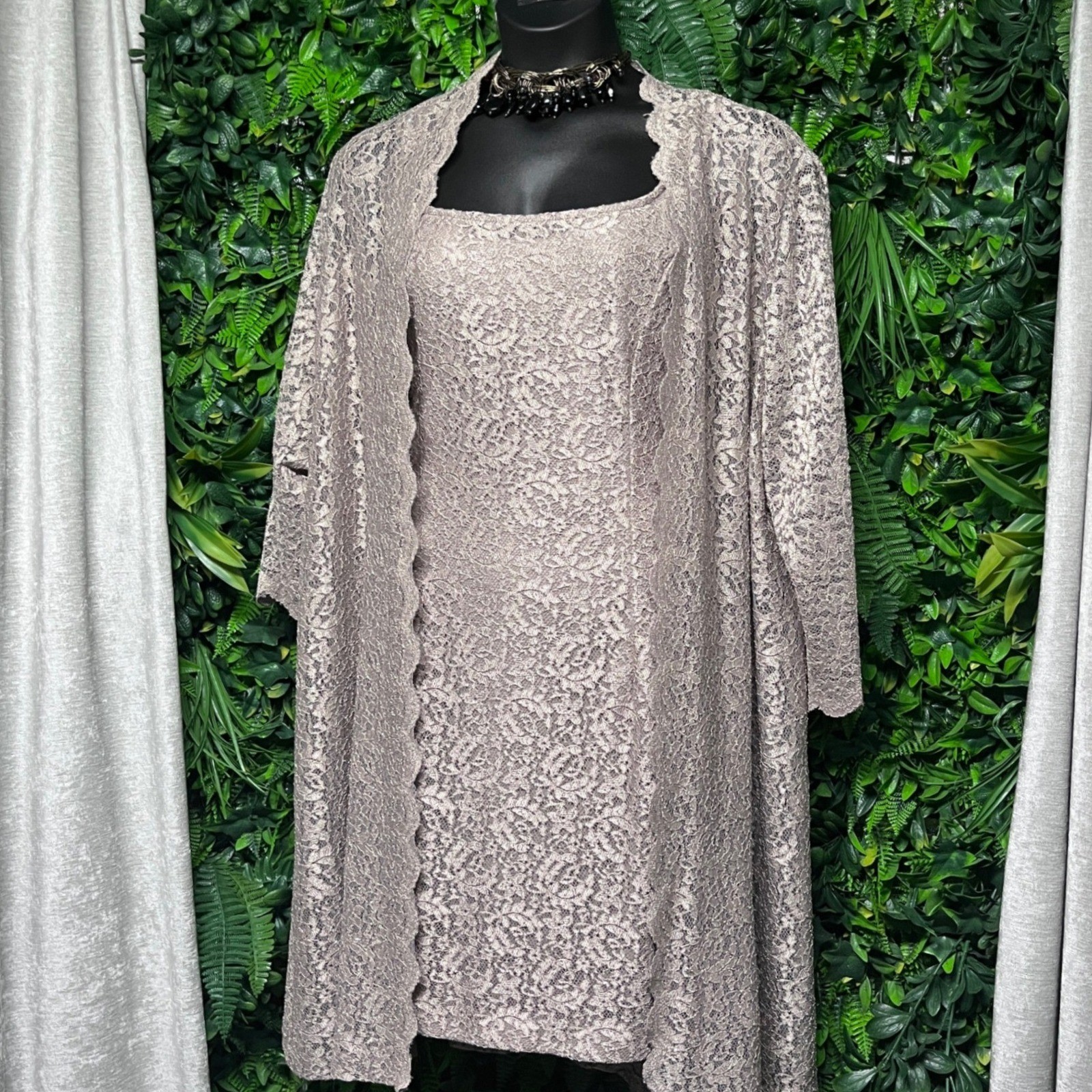 Alex Evenings Dress 18 Taupe Floral Lace 2-Piece Sheath and Jacket Set 4190