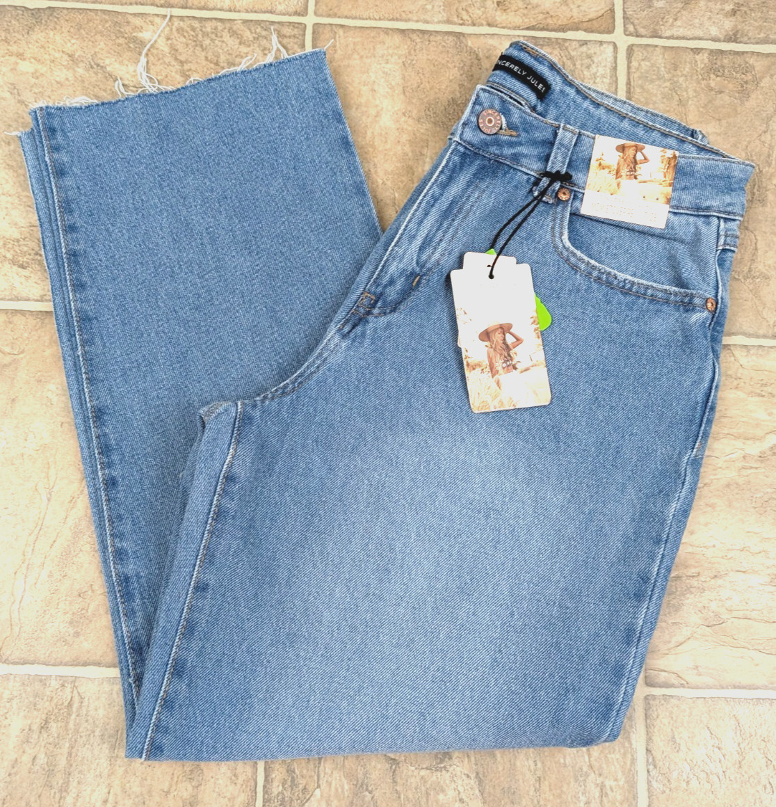 Sincerely Jules sz 7/28 Jeans Mom Stovepipe denim blue raw hem high rise 1174 Sincerely Jules sz 7/28 Jeans Mom Stovepipe denim blue raw hem high rise 1174