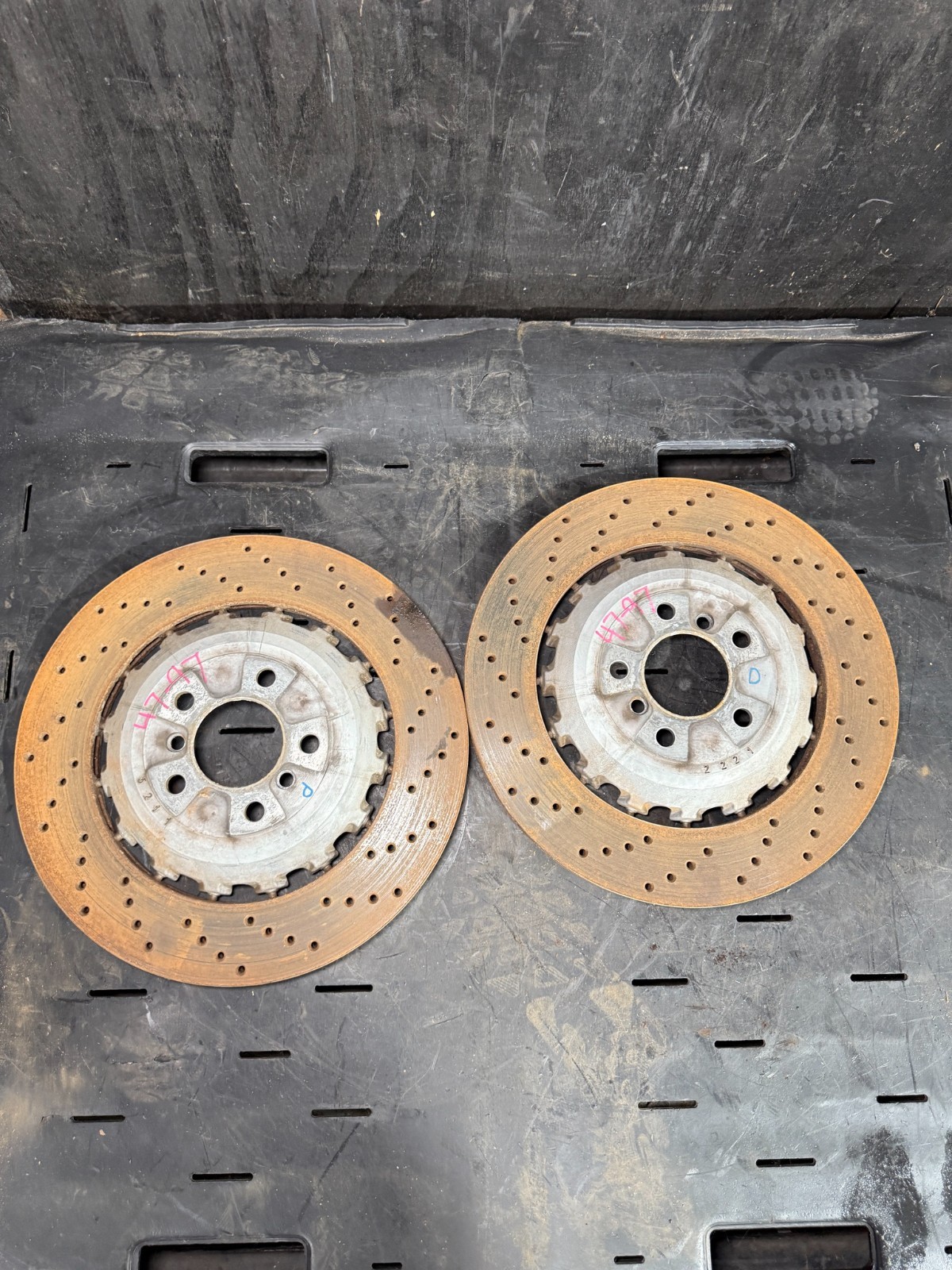 14-19 BMW X5M X6M F85 F86 Rear Rotor Brake Disks Ventilated SET 385x24 14-19 BMW X5M X6M F85 F86 Rear Rotor Brake Disks Ventilated SET 385x24