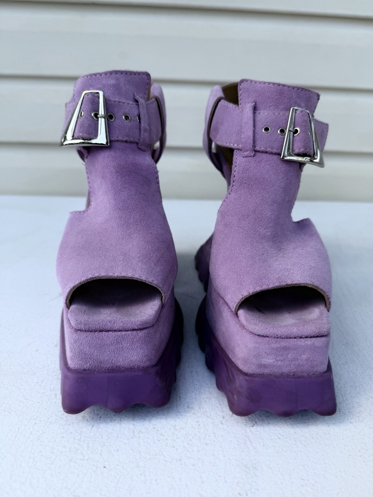 Fluevog Munster Max Daisy Purple Suede Daisy T-strap Wm 8,  Platforms, 5” Heels
