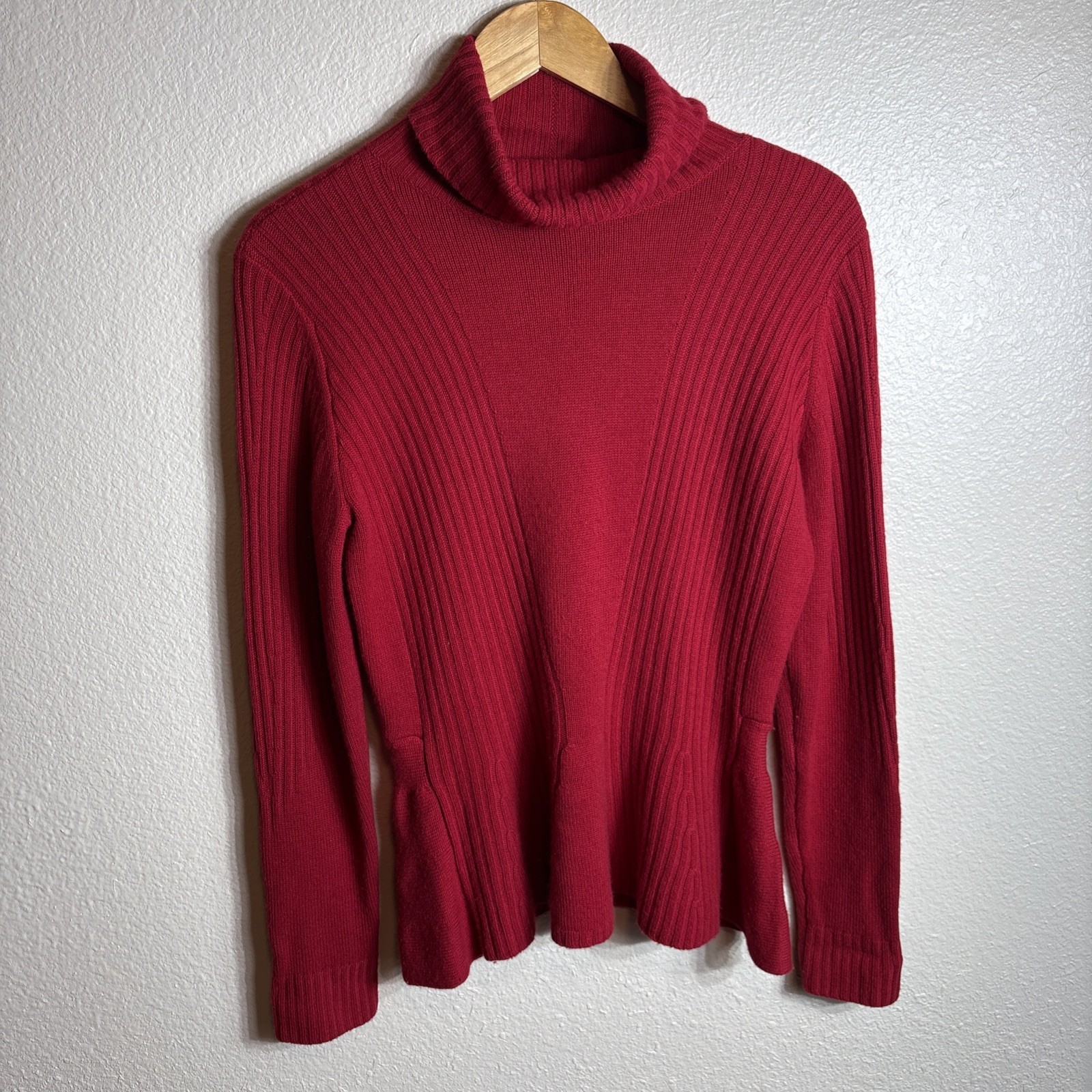 Magaschoni Women’s Beige Turtleneck Knit 100% Cashmere Ribbed Pullover Sweater M