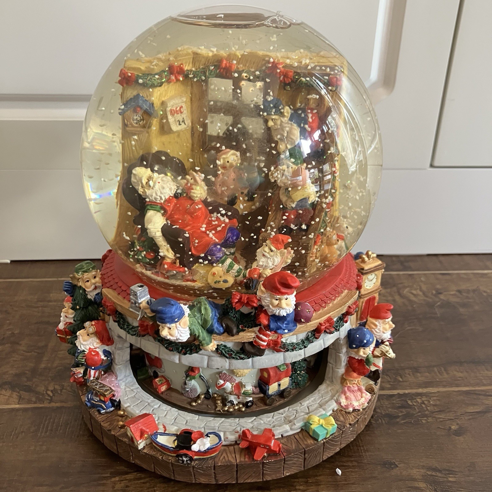 Vintage Grandeur Noel Musical Water Globe Santa\'s Workshop W/ Box - WORKS Hazy