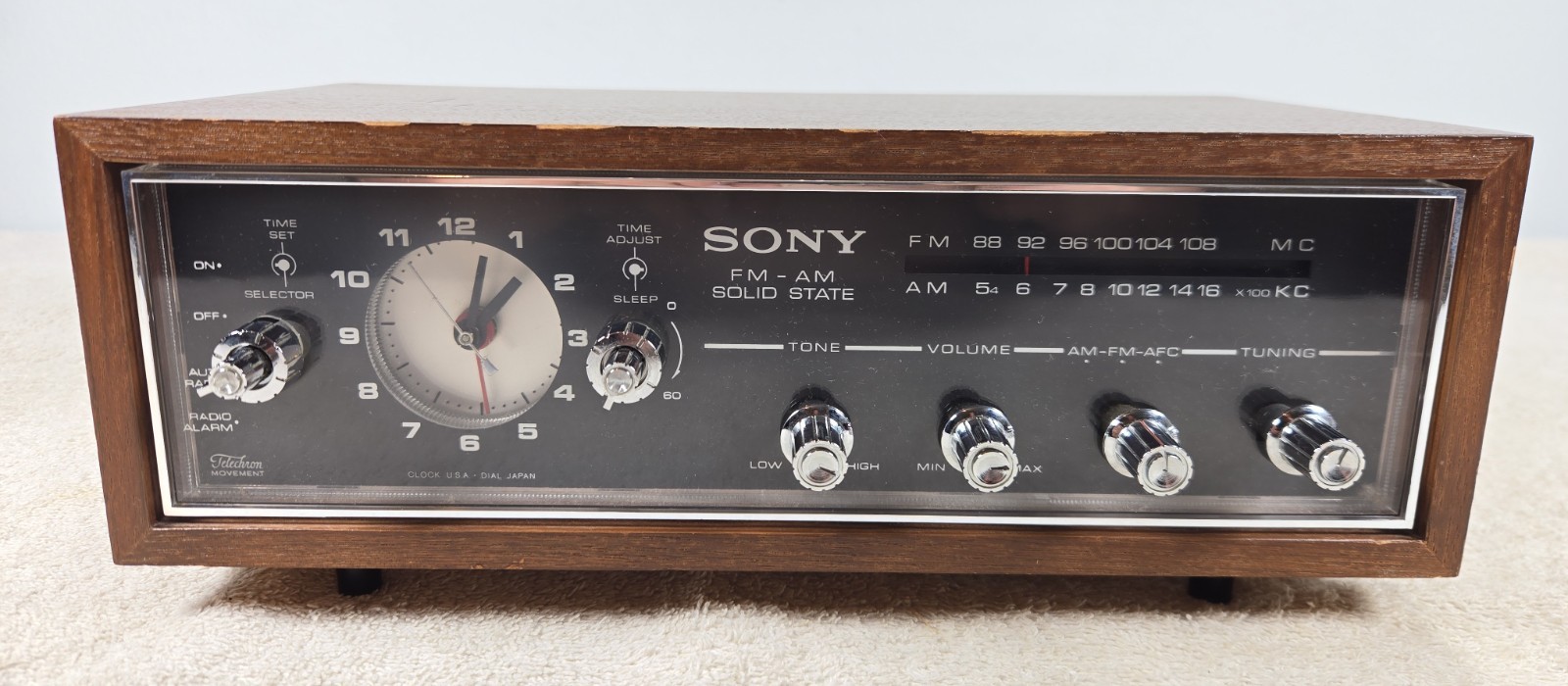 Vtg Sony 8FC-55W AM/FM Clock Radio Solid State Wood Cabinet Japan *READ*