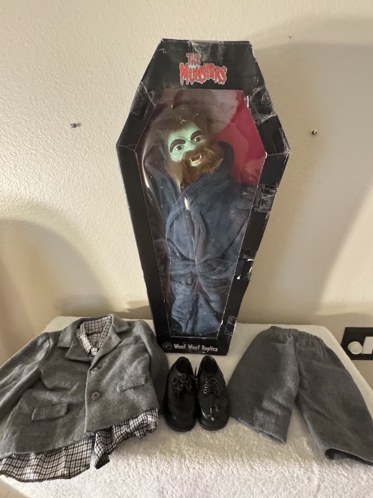 Vintage 2005 The Munsters Woof Woof 24” Replica Doll Classic TV Toys w/ Outfit