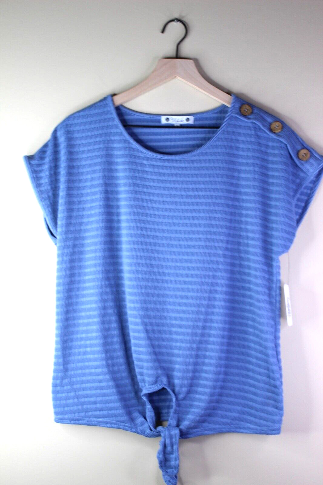 Wilde Women\'s Blue Tie Front Top Blouse Shirt Size Small Wilde Women\'s Blue Tie Front Top Blouse Shirt Size Small