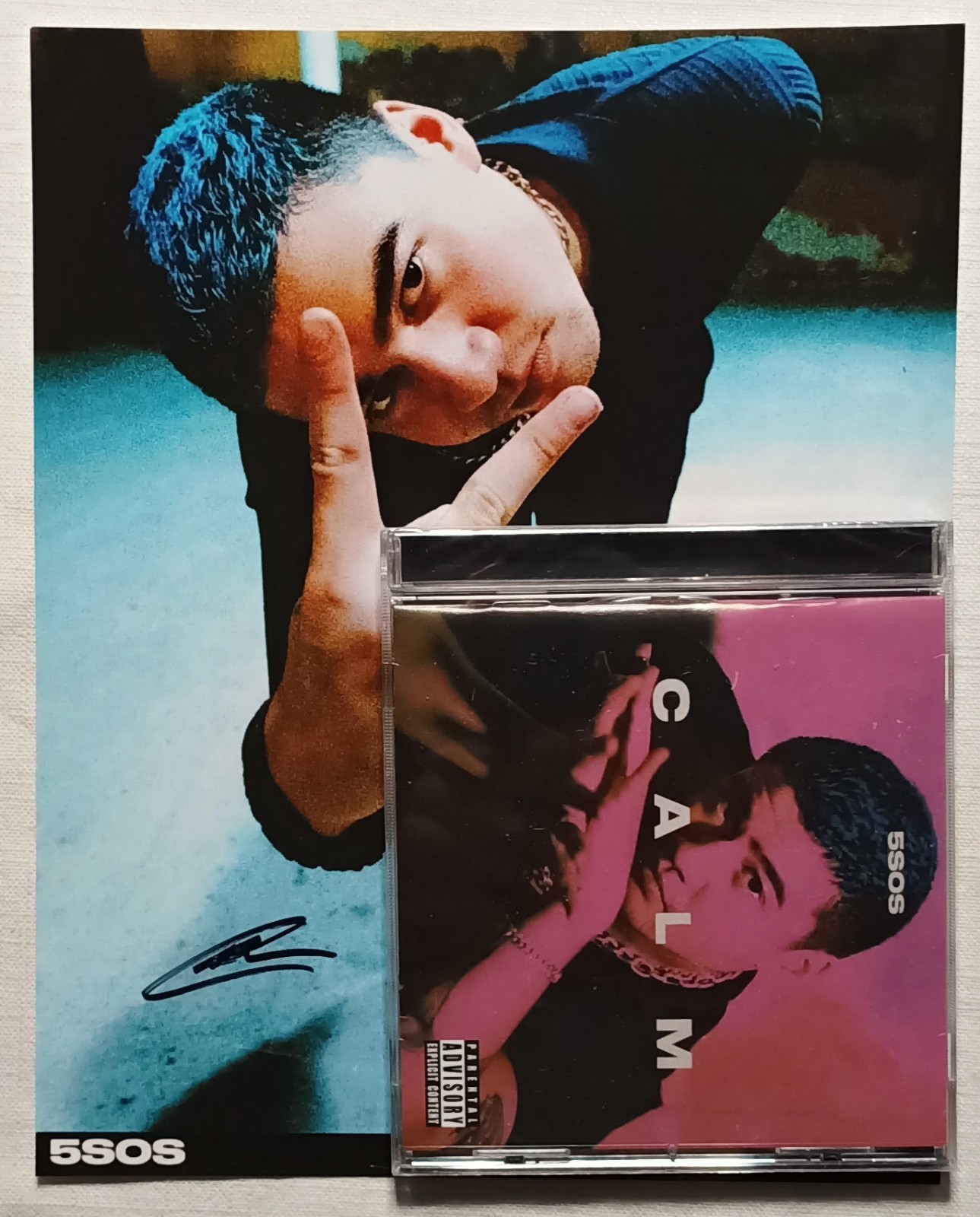 Autographed Calum Hood 5SOS 5 Seconds Of Summer Calm Calum Edition CD 2020 New Autographed Calum Hood 5SOS 5 Seconds Of Summer Calm Calum Edition CD 2020 New