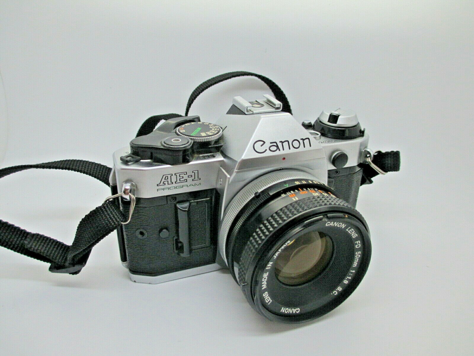 Canon AE-1 Program 35mm SLR Film Camera + 50mm 1:1.8 Canon Lens WORKING GREAT