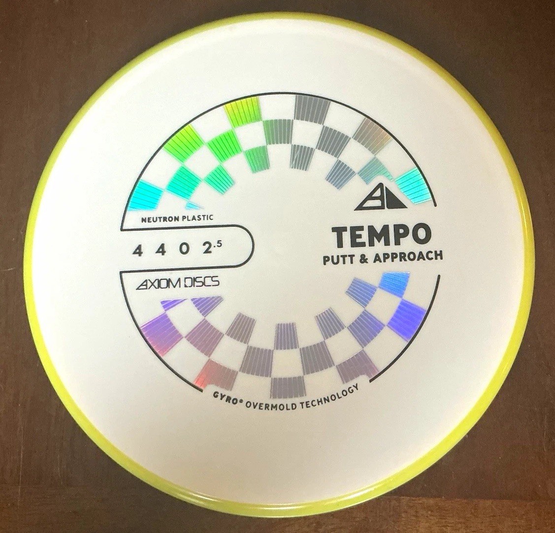 Axiom Discs Tempo Neutron Plastic White/Yellow Great Condition