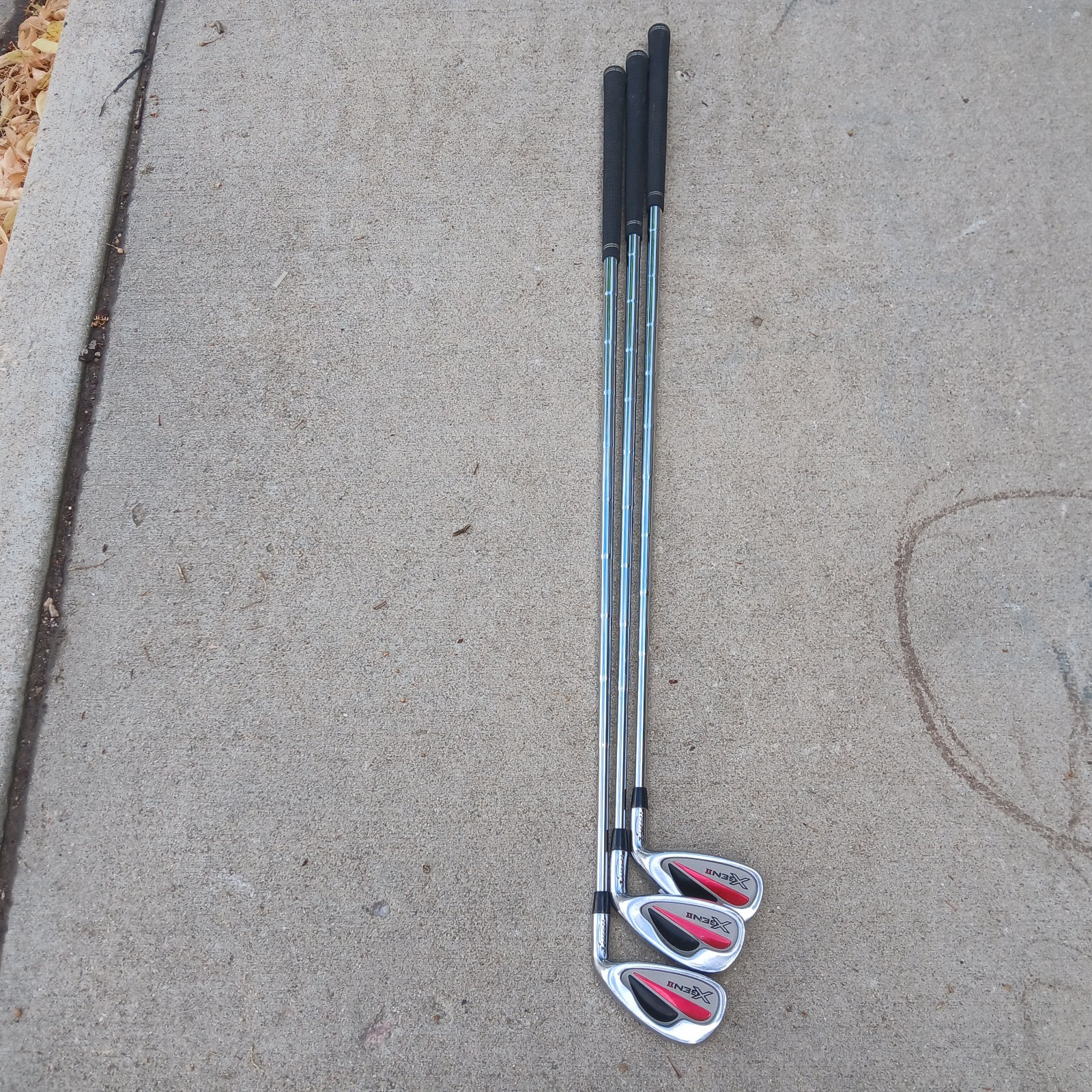 TiTech XGen ll Irons Men\'s RH Steel Shaft Golf Clubs Set Lot - 6 7 8 TiTech XGen ll Irons Men\'s RH Steel Shaft Golf Clubs Set Lot - 6 7 8