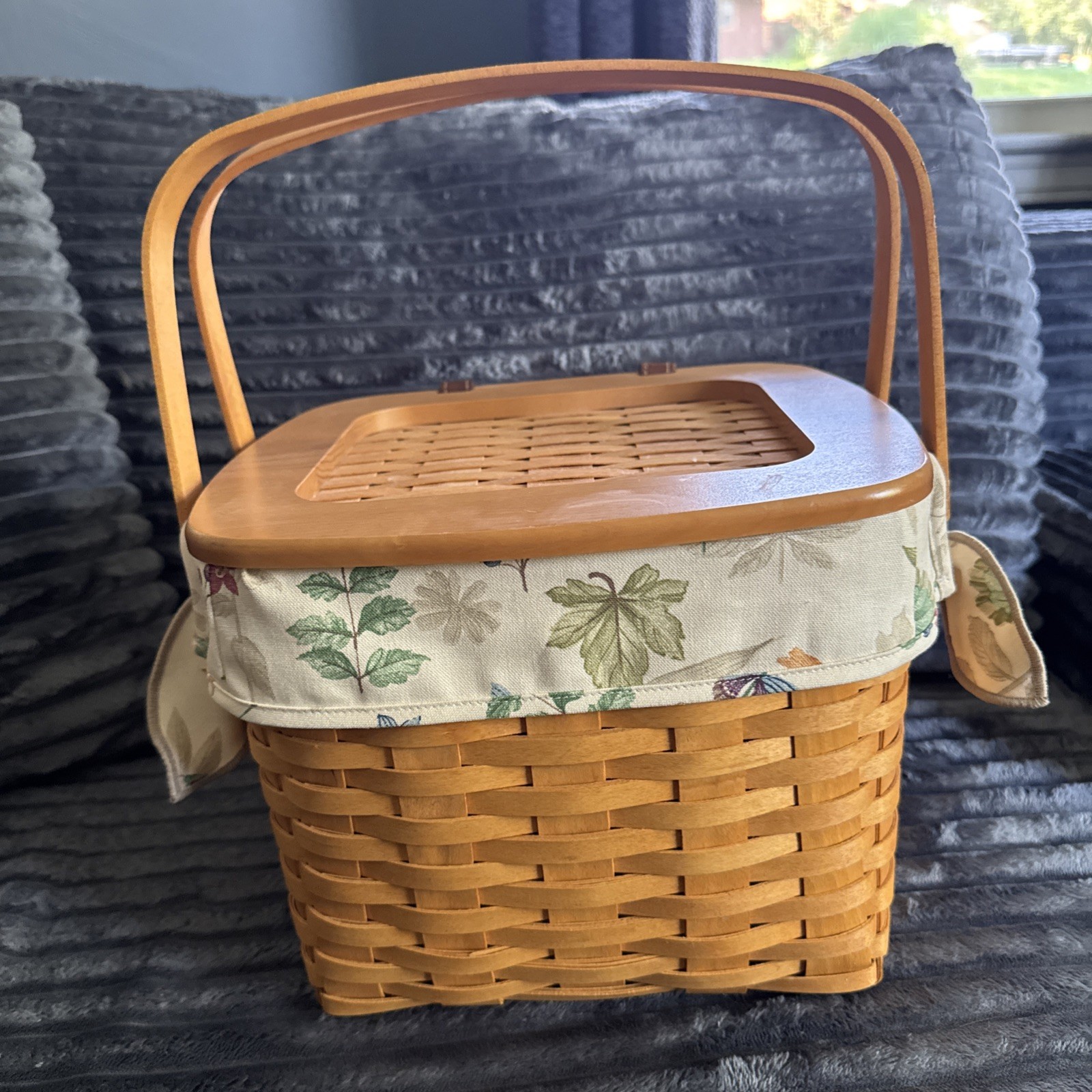 Longaberger 2001 Classic Hostess Weekender Basket Botanical Linerand Protector Longaberger 2001 Classic Hostess Weekender Basket Botanical Linerand Protector