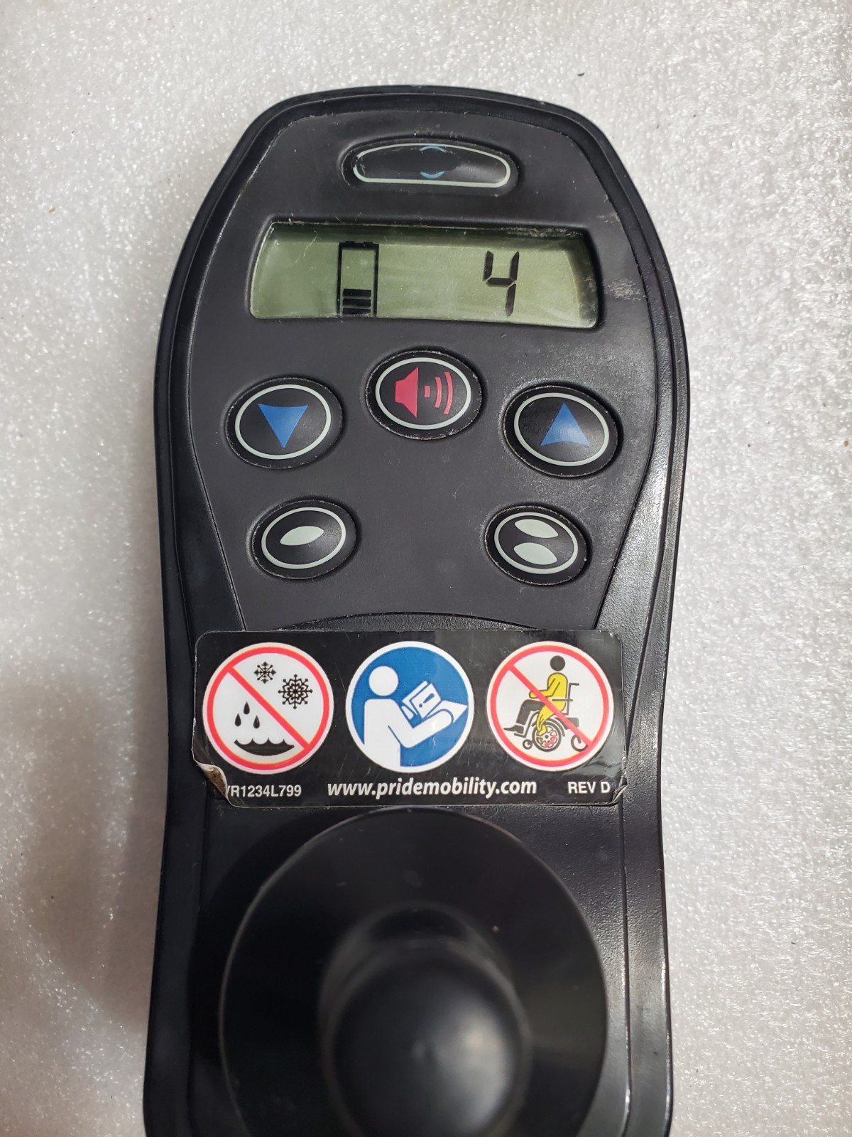 Pride Mobility Quantum CTLDC1560 NE+. 6 Key switch joystick. Preowned.