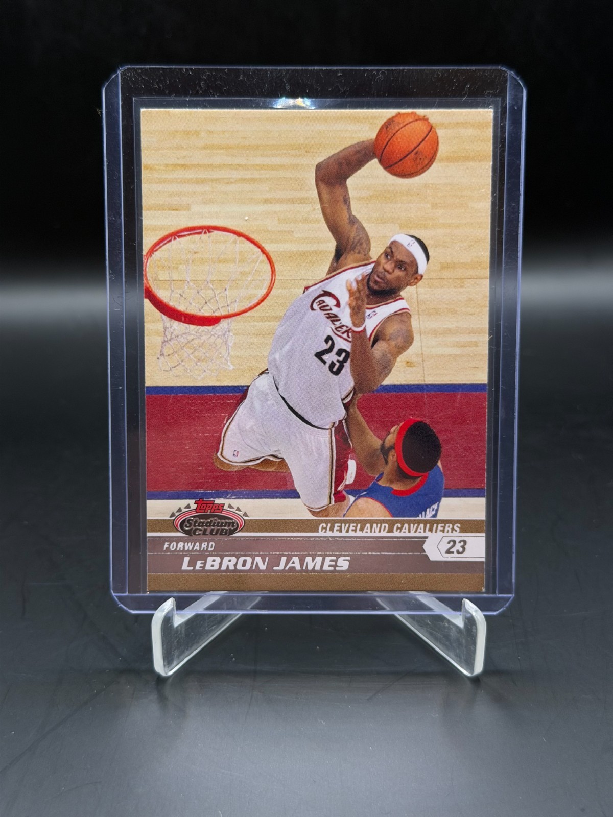 2007-08 Topps Stadium Club - LeBron James #23 2007-08 Topps Stadium Club - LeBron James #23