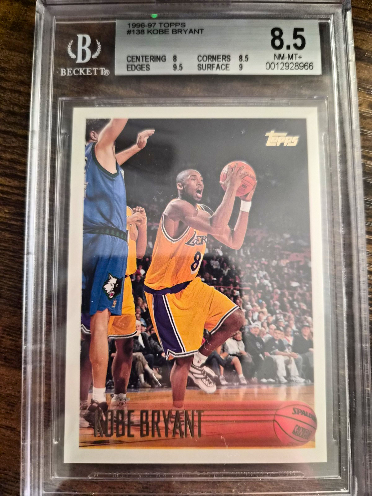 1996-97 Topps kobe Bryant #138 rc BGS 8.5