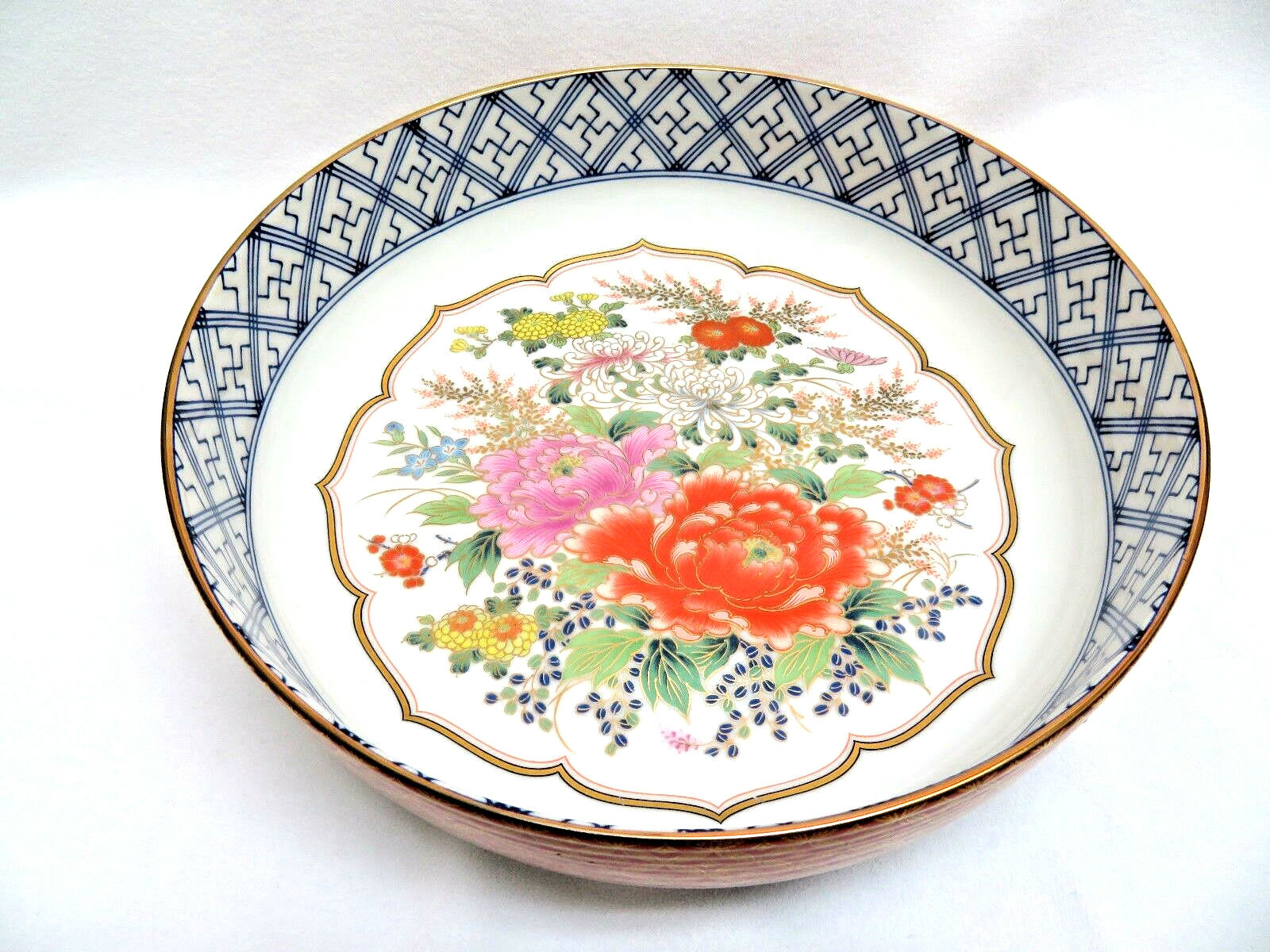 Vintage Chinese Porcelain Bowl