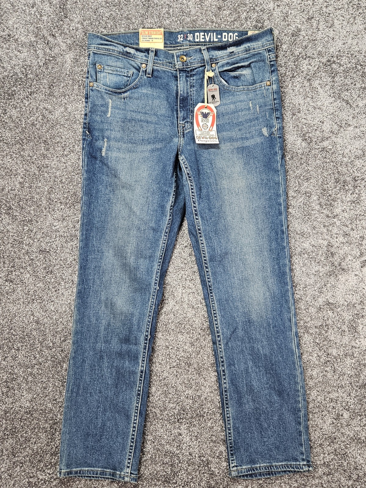 Devil-Dog Dungarees Slim Straight Jeans Mens 32x30 NWT Medium Wash Stretch Denim