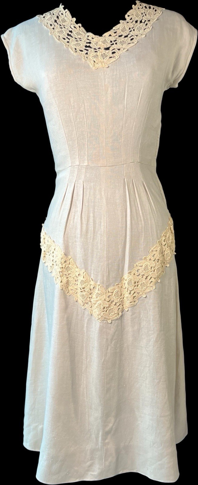 Darling Vintage 1950’s Hand Tailored Greige Cotton & Lace Dress Sz Small (5/7)