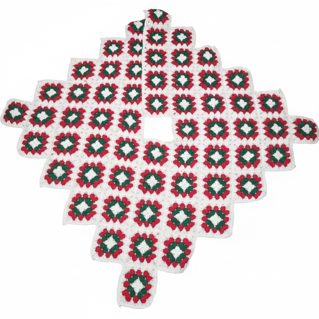Vintage Handmade Crochet Christmas Tree Skirt & Matching Stockings Set - 5-Piece Vintage Handmade Crochet Christmas Tree Skirt & Matching Stockings Set - 5-Piece